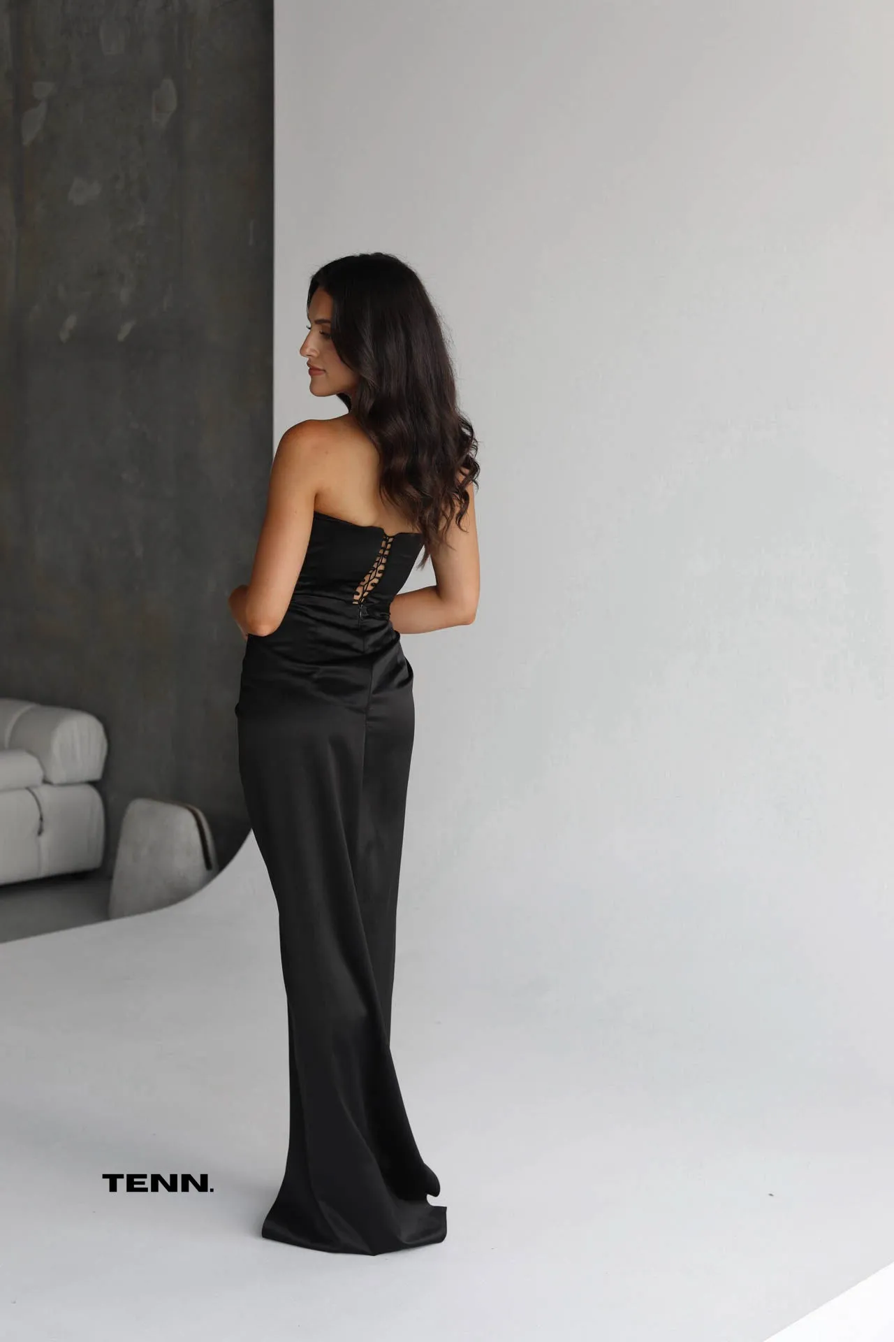 Capri Gown - Black