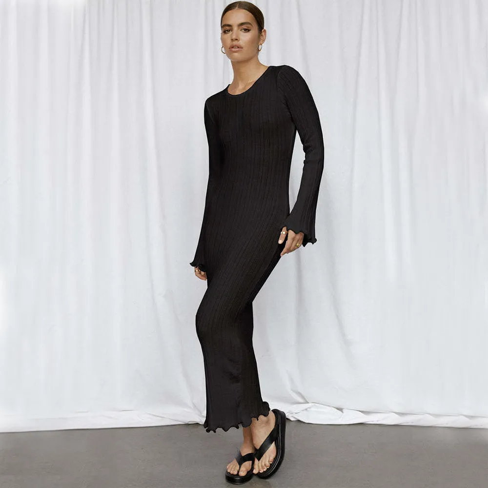 Diva - Fashion Slim Long-sleeved Ruffled Long Dress Sexy Hip-wrapped Back-less Knitted Maxi Dresses.