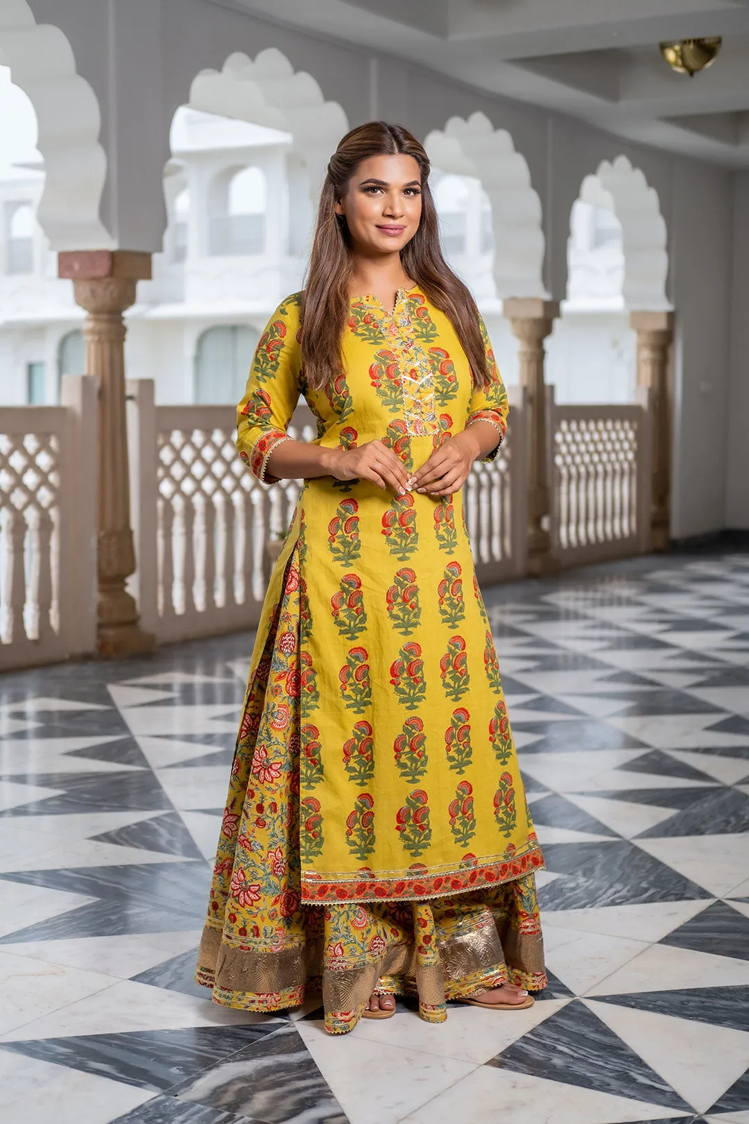 Floral Print Straight Kurta with Skirt