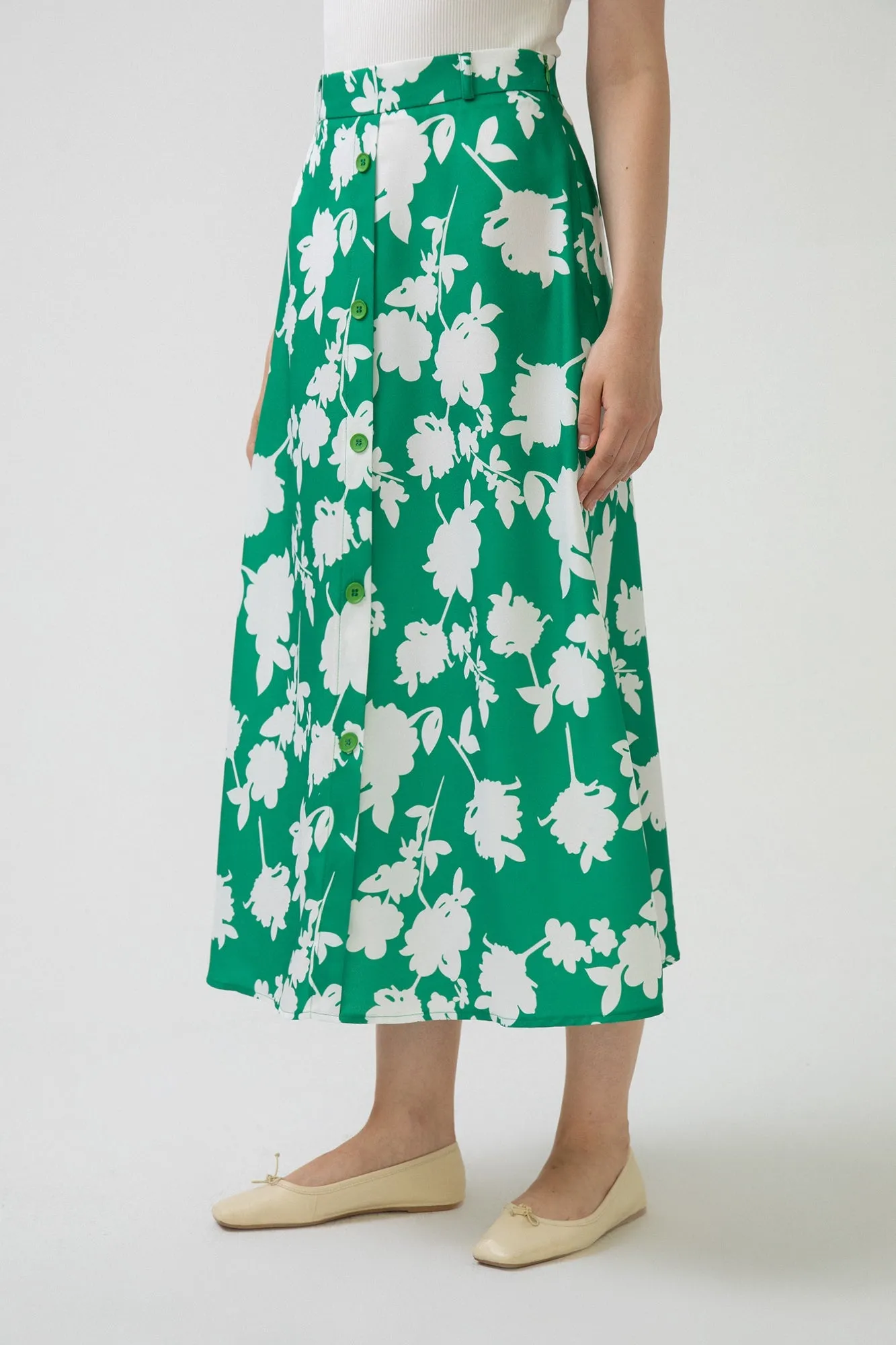 FLOWERED CREPE SKIRT