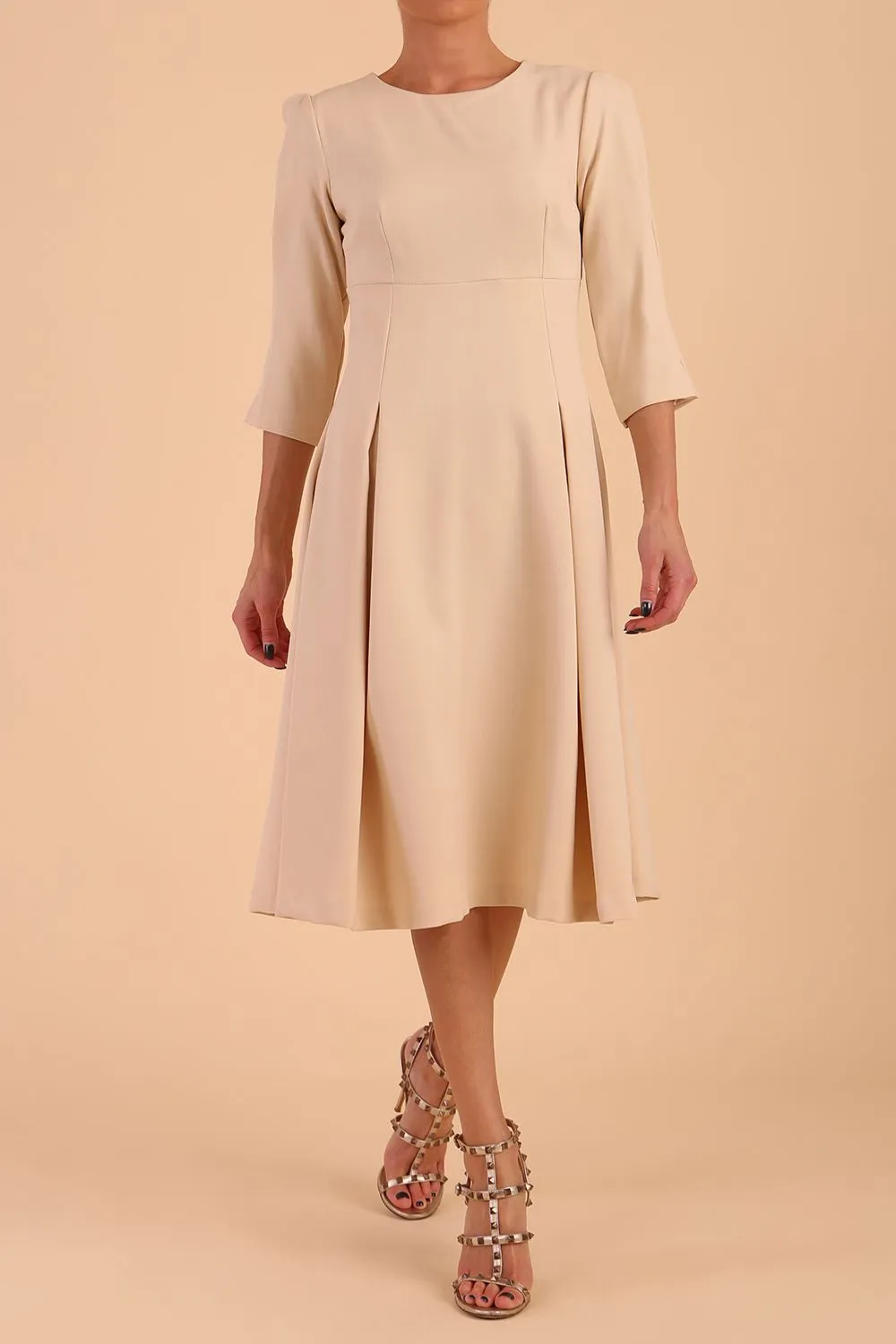 Harpsden Sleeved A-line Dress