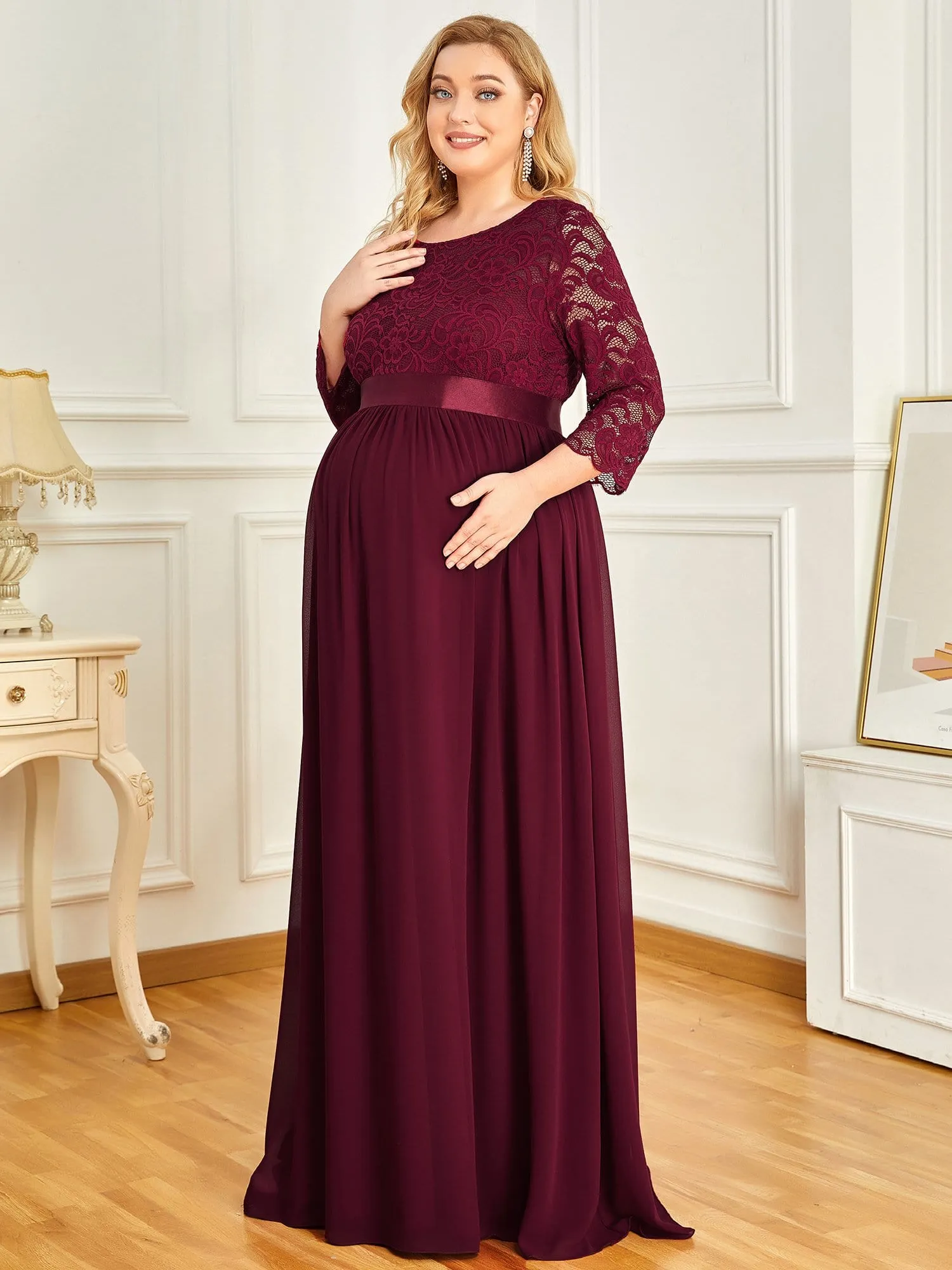 Plus Size Sweetheart 3/4 Sleeve Floor-Length Lace Maternity Dress