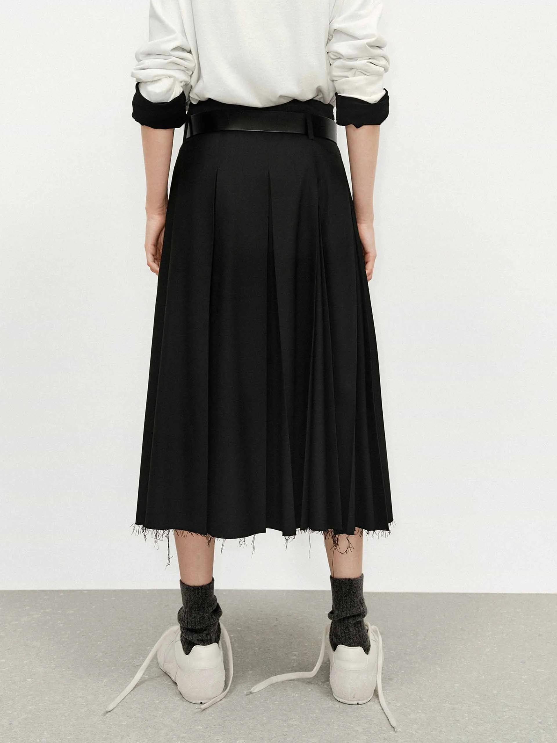 Raw Hem Pleated Skirt