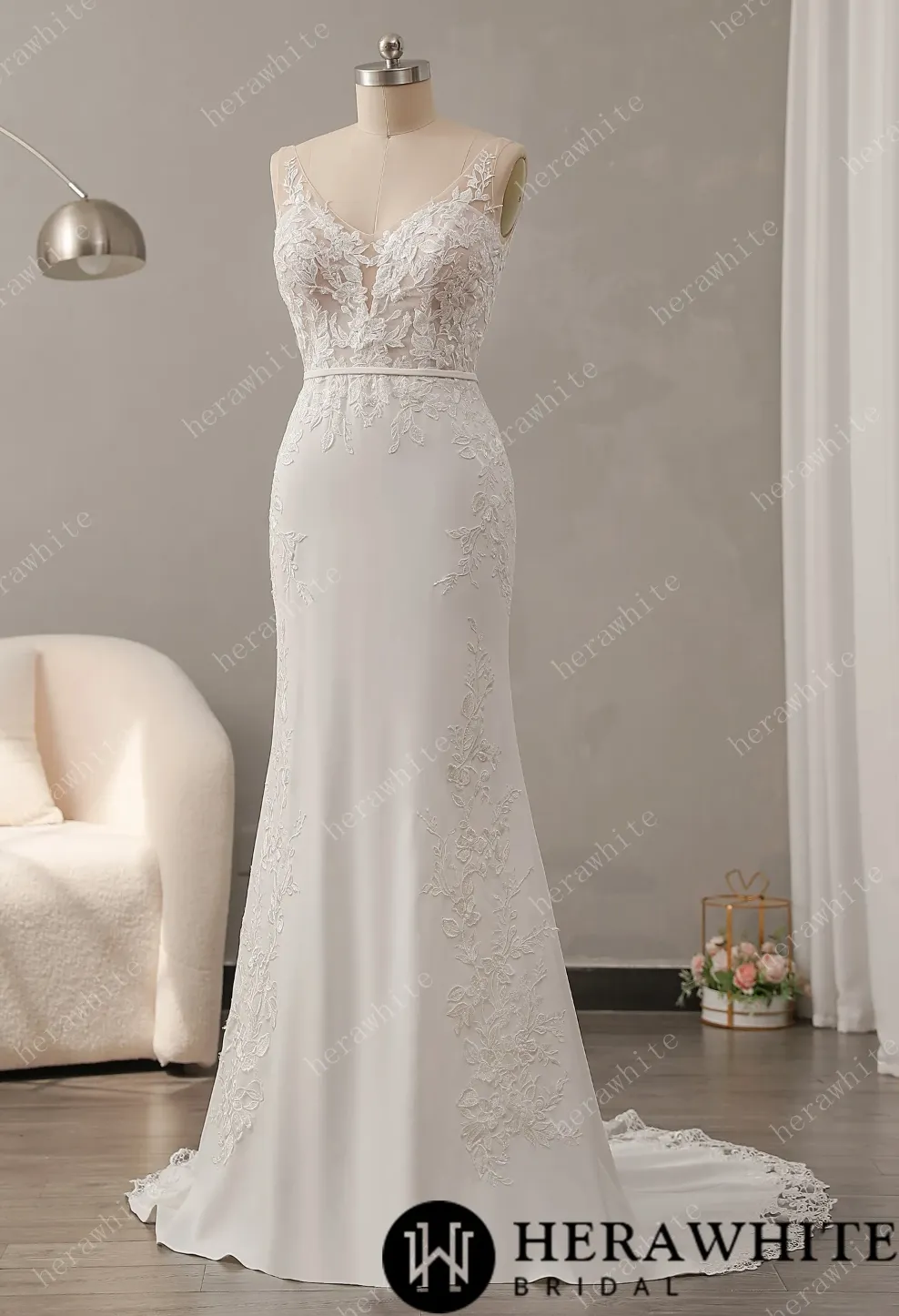 Romantic Lace Sheath Wedding Dress with Low Back