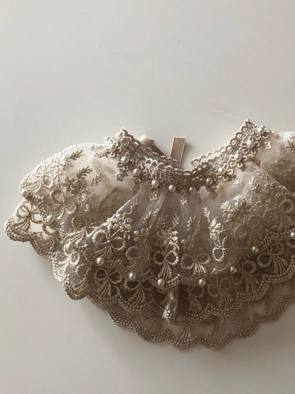 Vintage Pearl Frill Neck Collar