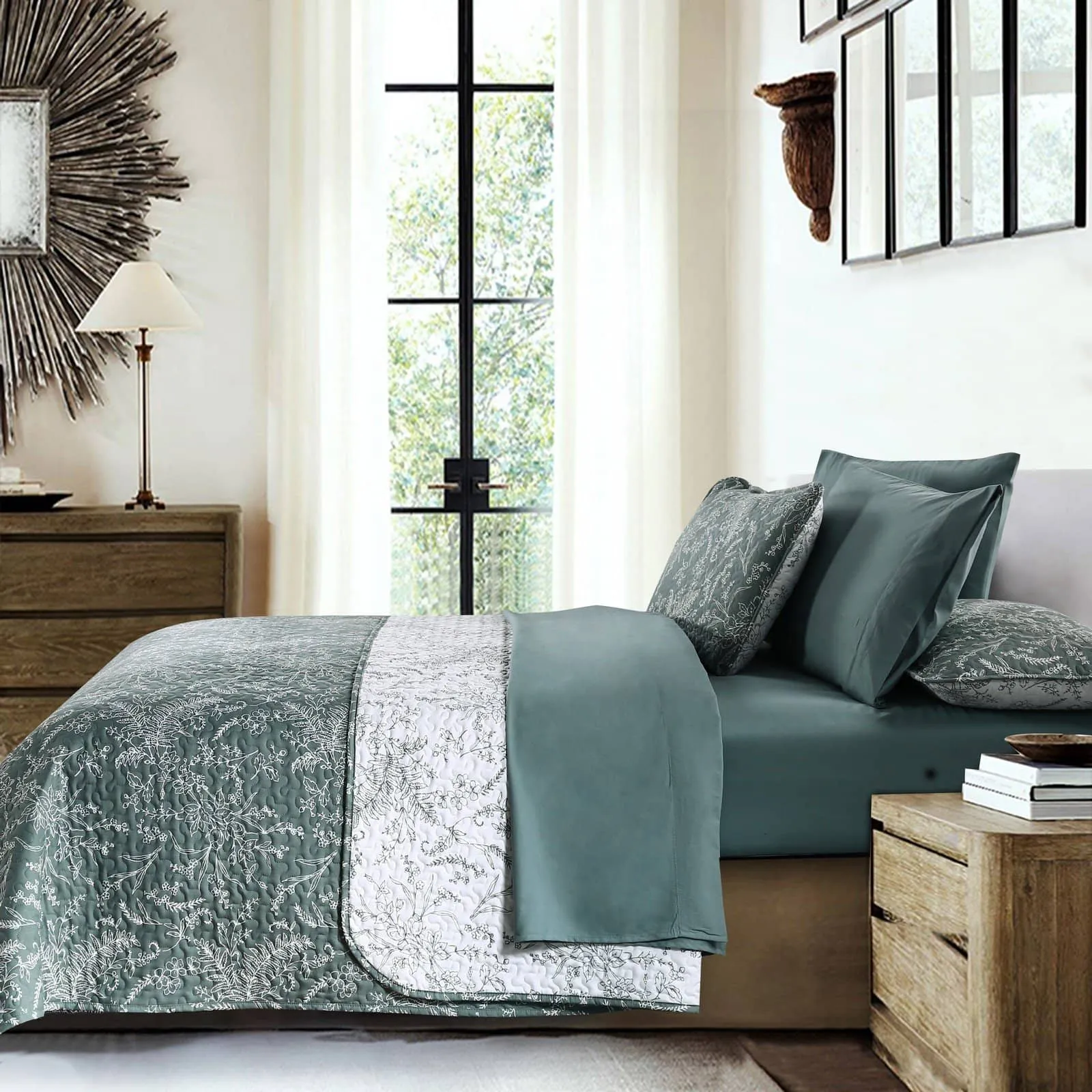 Winter Brush Reversible Quilt Set